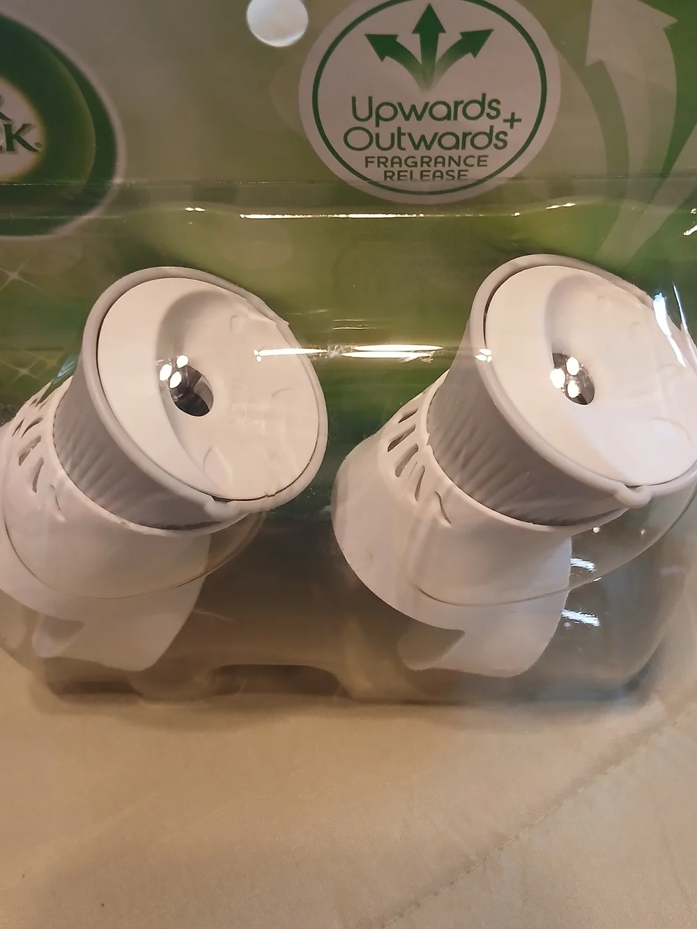 Air Wick convenient scent hold